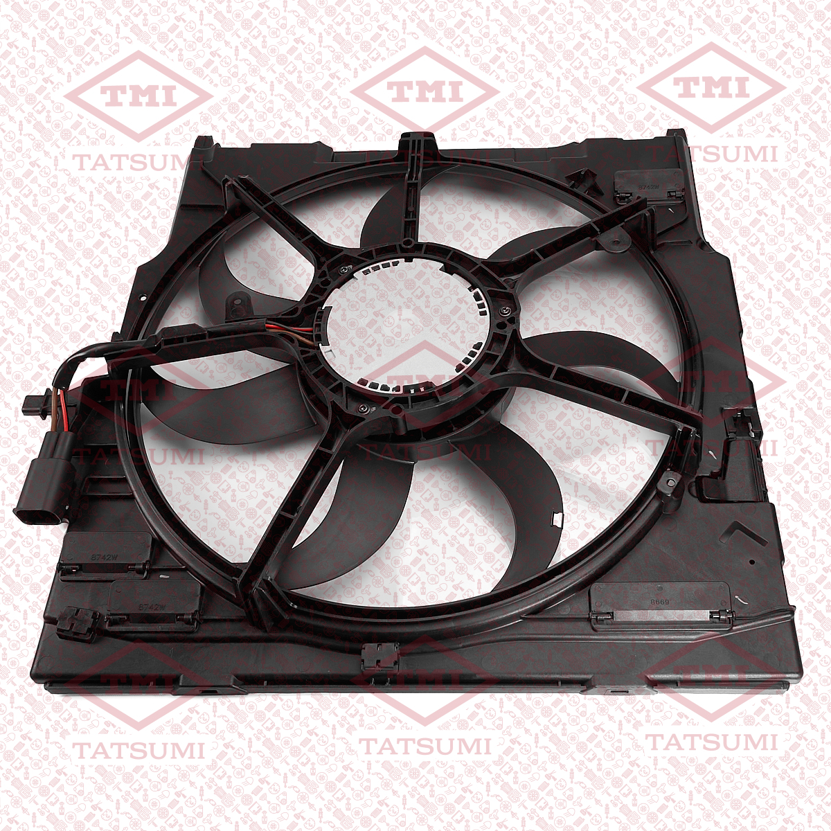 Вентилятор радиатора (с кожухом)